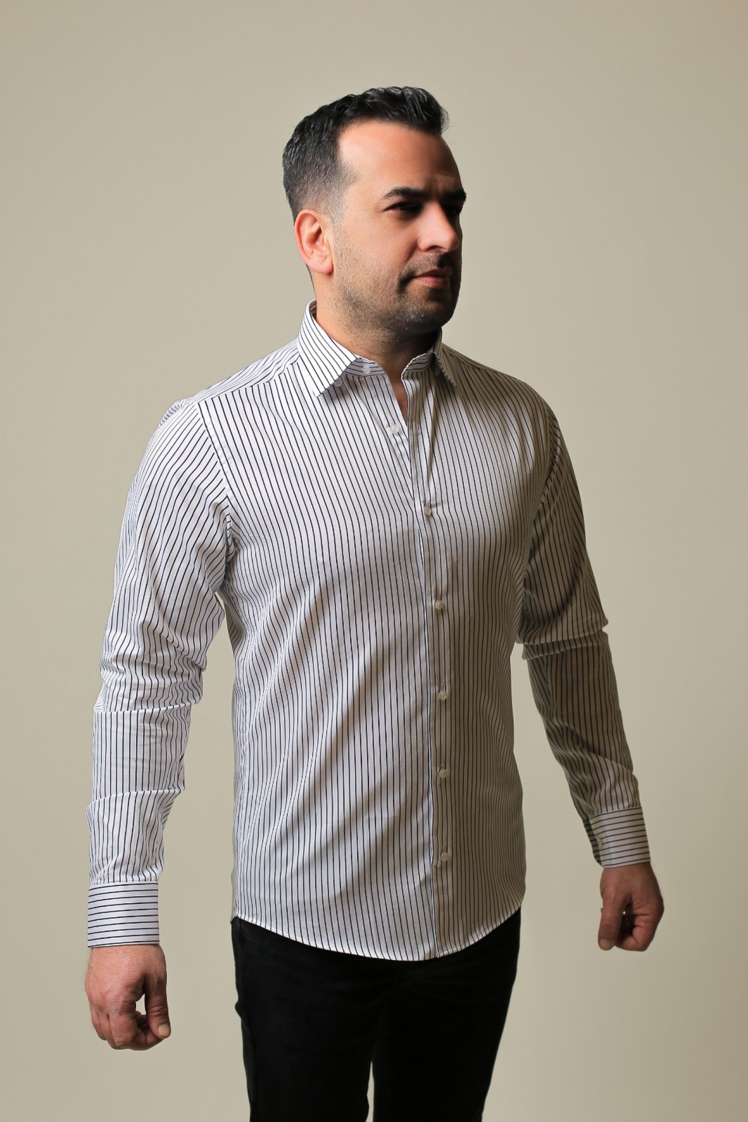 %100 Pamuk Saten Siyah Çizgili Beyaz Slim Fit Erkek Gömlek - S CZFO